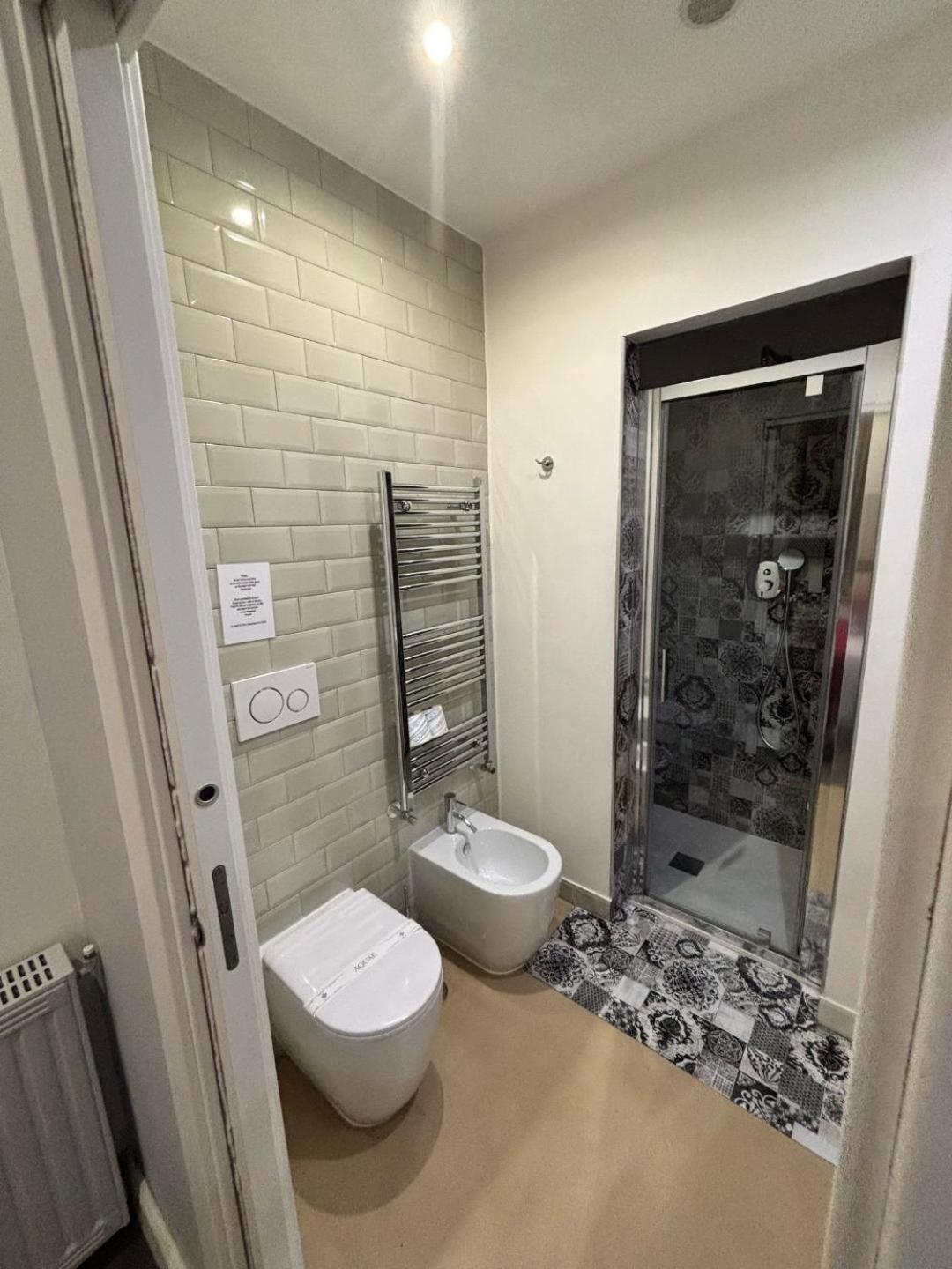 Trevi Contemporary Suite Rom Exteriör bild
